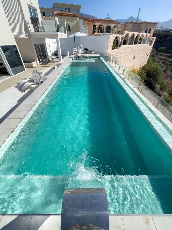 Villa Nirvana - Luxury Villa With Heated Pool Playa Paraíso Exterior foto